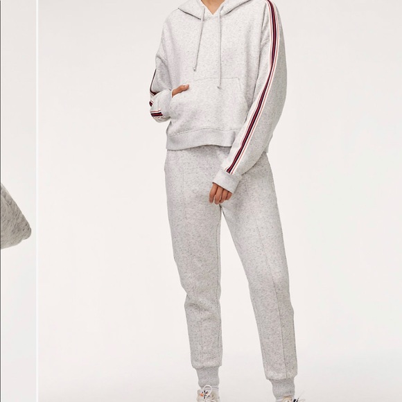 aritzia sweatsuit